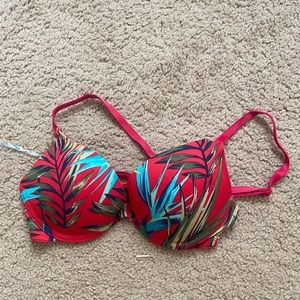 Victoria’s Secret pink bra